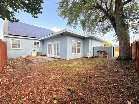 307 4th Street Lake Park FL 33403