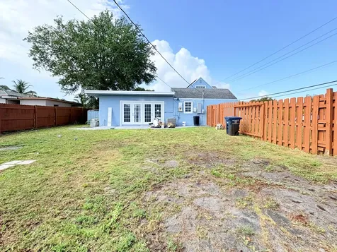 307 4th Street Lake Park FL 33403