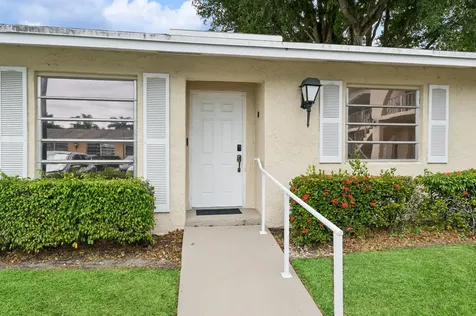 13725 Flora Place Delray Beach FL 33484