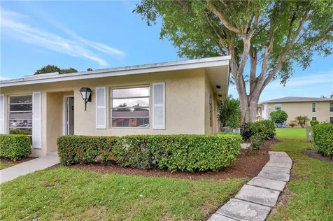 13725 Flora Place Delray Beach FL 33484