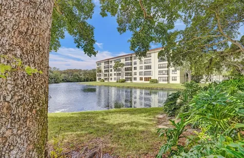2768 Carambola Circle Coconut Creek FL 33066