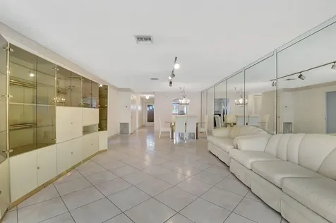 5800 Fernley Drive West Palm Beach FL 33415
