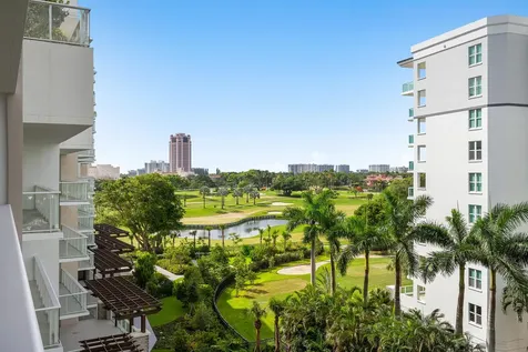 220 Se Mizner Boulevard Boca Raton FL 33432