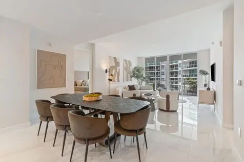 220 Se Mizner Boulevard Boca Raton FL 33432