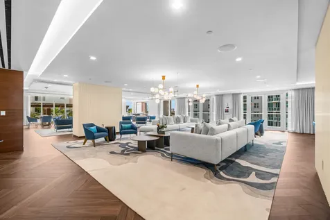 220 Se Mizner Boulevard Boca Raton FL 33432