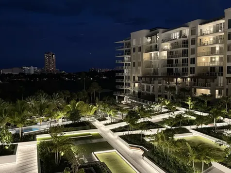 220 Se Mizner Boulevard Boca Raton FL 33432