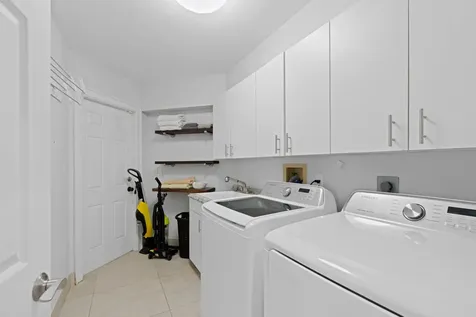 1050 Brooks Lane Delray Beach FL 33483