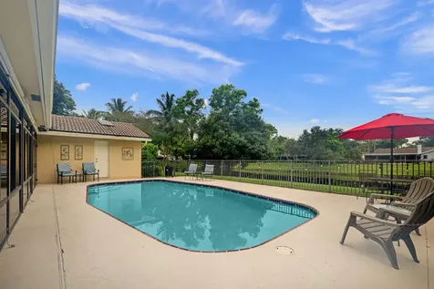 2413 Nw 26th Street Boca Raton FL 33431