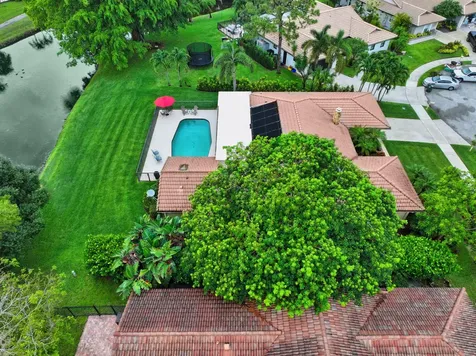 2413 Nw 26th Street Boca Raton FL 33431