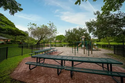 2413 Nw 26th Street Boca Raton FL 33431
