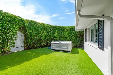 999 Elderberry Way Boca Raton FL 33486