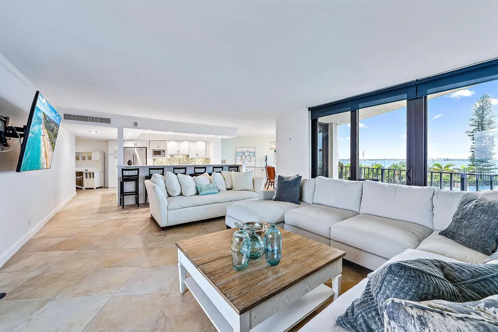 5420 N Ocean Drive Singer Island FL 33404