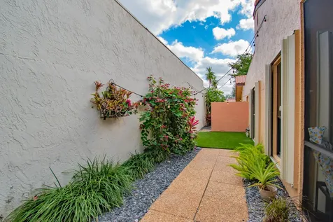 6805 Nw Allegre Court Boca Raton FL 33433
