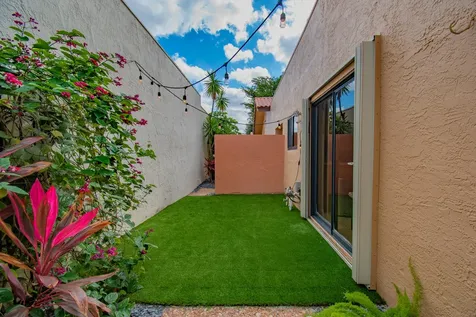 6805 Nw Allegre Court Boca Raton FL 33433