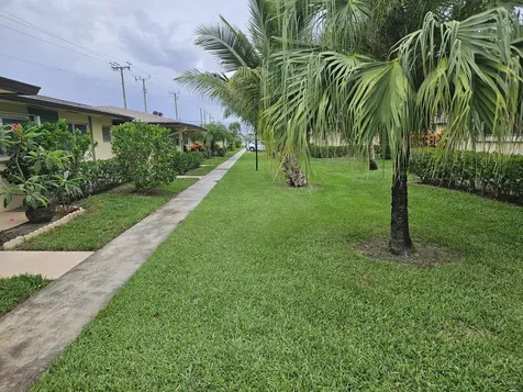 2941 Crrosley Drive West Palm Beach FL 33415