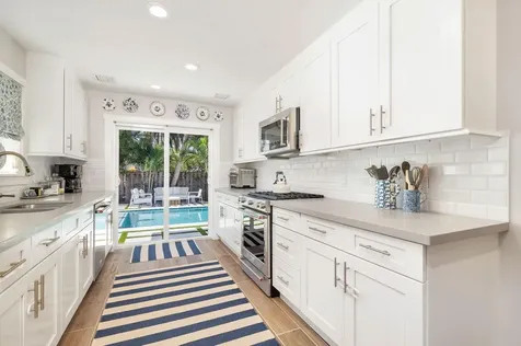 216 Lakeland Drive West Palm Beach FL 33405