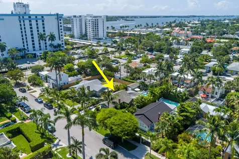 216 Lakeland Drive West Palm Beach FL 33405