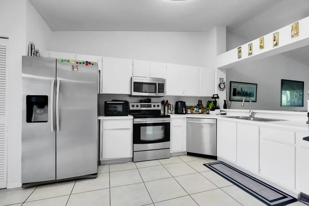 7537 Trent Drive Tamarac FL 33321