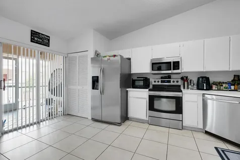 7537 Trent Drive Tamarac FL 33321