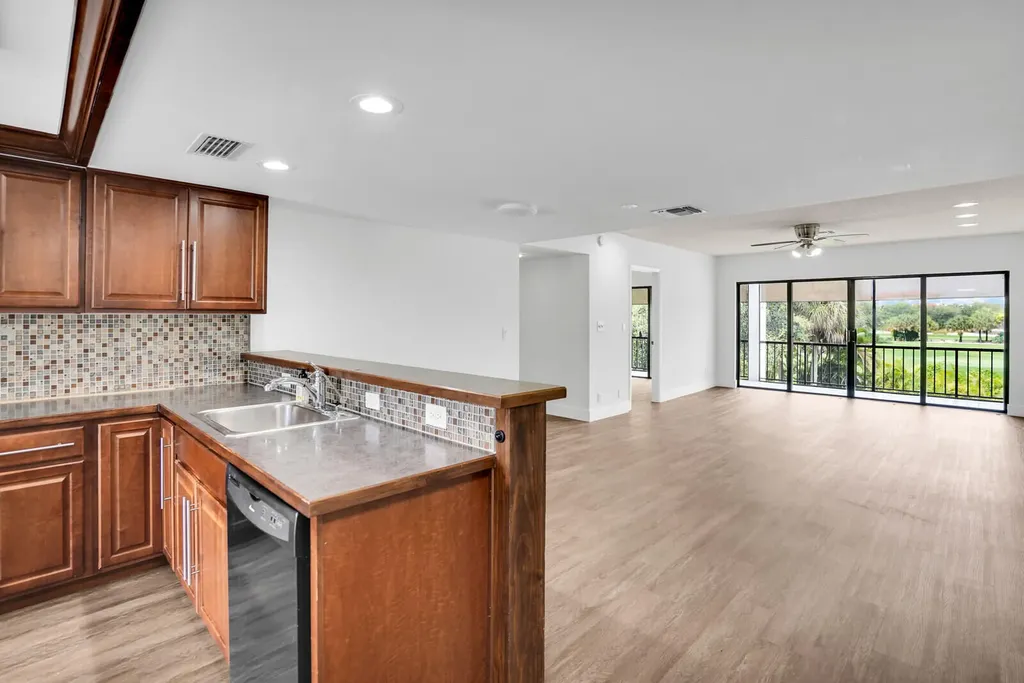 1701 Presidential Way West Palm Beach FL 33401