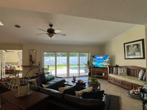 1380 Sw 1st Street Boca Raton FL 33486