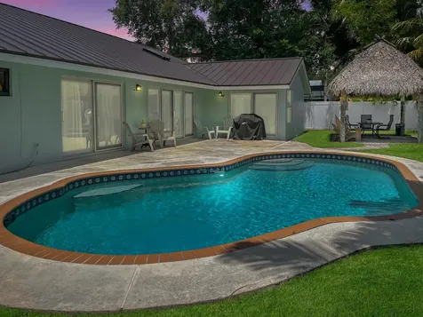 1380 Sw 1st Street Boca Raton FL 33486