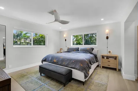 1 Sw 8th Terrace Boca Raton FL 33486
