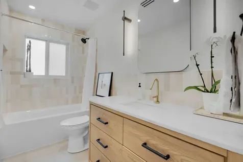 1 Sw 8th Terrace Boca Raton FL 33486