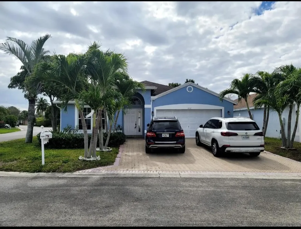 1652 Crooked Stick Way Greenacres FL 33413