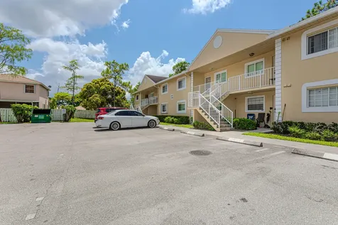 2007 Palm Beach Trace Drive Royal Palm Beach FL 33411