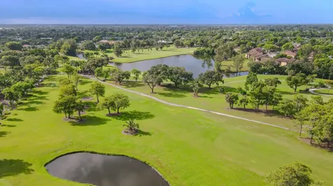 2007 Palm Beach Trace Drive Royal Palm Beach FL 33411