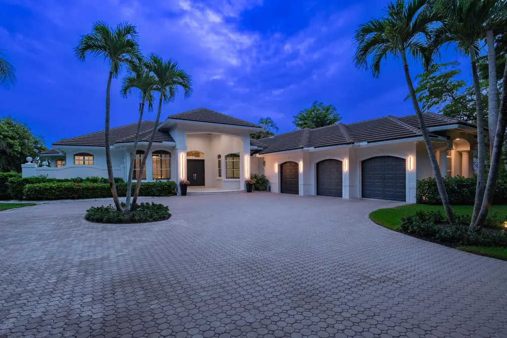 8246 Man O War Road Palm Beach Gardens FL 33418