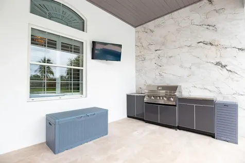 8246 Man O War Road Palm Beach Gardens FL 33418