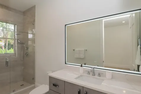 8246 Man O War Road Palm Beach Gardens FL 33418