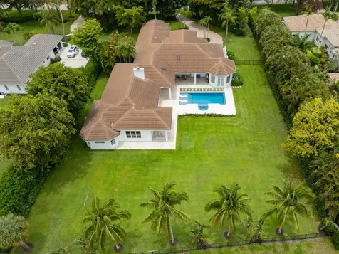 8246 Man O War Road Palm Beach Gardens FL 33418
