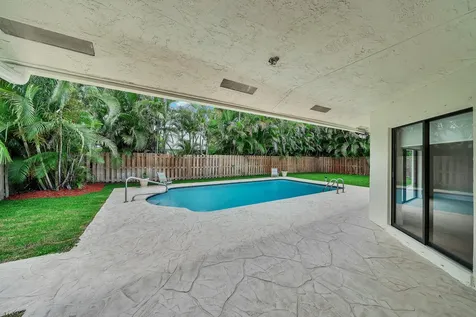 9817 Majorca Place Boca Raton FL 33434