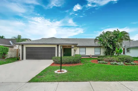 9817 Majorca Place Boca Raton FL 33434