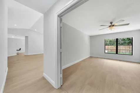 9817 Majorca Place Boca Raton FL 33434