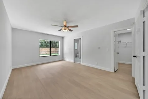 9817 Majorca Place Boca Raton FL 33434