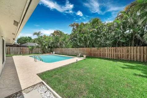 9817 Majorca Place Boca Raton FL 33434