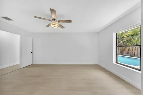9817 Majorca Place Boca Raton FL 33434