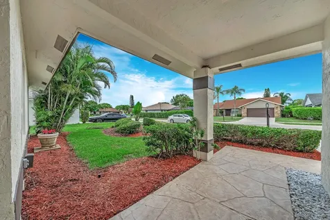 9817 Majorca Place Boca Raton FL 33434
