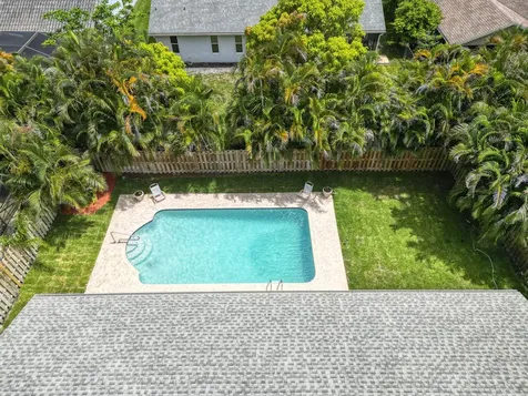 9817 Majorca Place Boca Raton FL 33434
