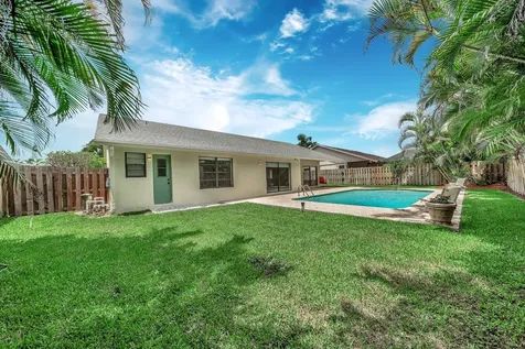 9817 Majorca Place Boca Raton FL 33434