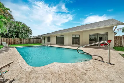 9817 Majorca Place Boca Raton FL 33434