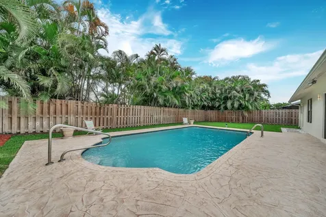 9817 Majorca Place Boca Raton FL 33434