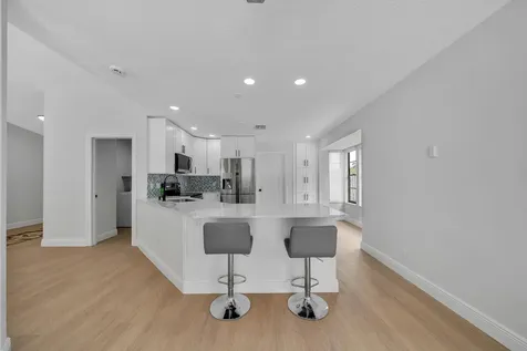 9817 Majorca Place Boca Raton FL 33434