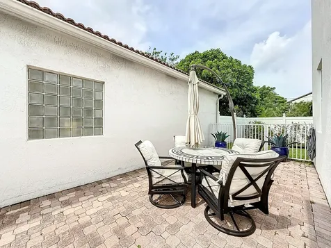 7121 Nw Turtle Walk Boca Raton FL 33487