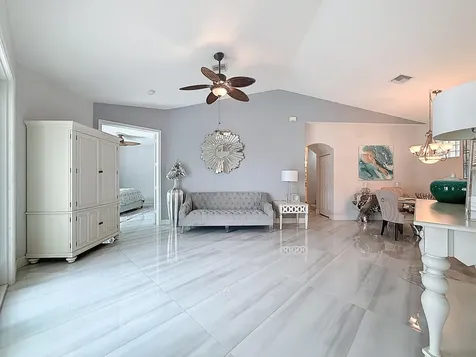 7121 Nw Turtle Walk Boca Raton FL 33487
