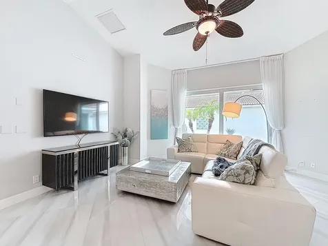 7121 Nw Turtle Walk Boca Raton FL 33487